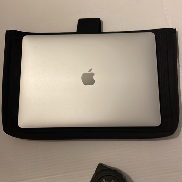 TUMI Padded Laptop Case - Picture 6 of 6